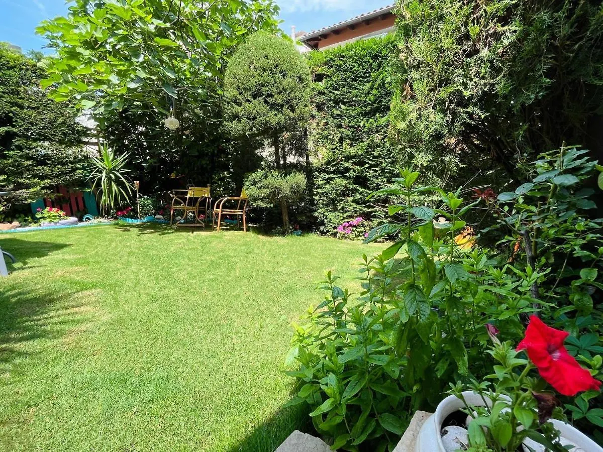 Holiday home Electra Garden House Villa Nea Moudania Greece