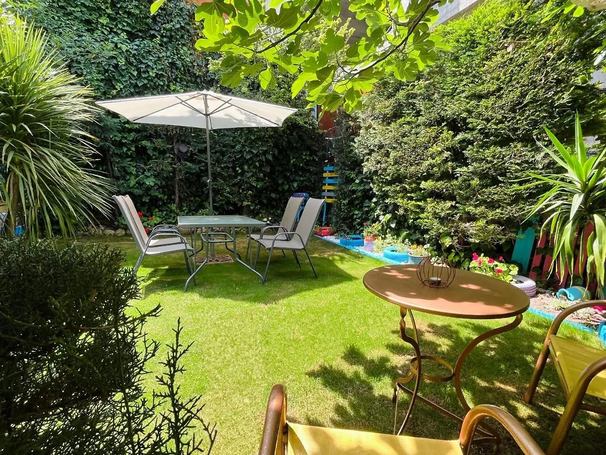 Electra Garden House location